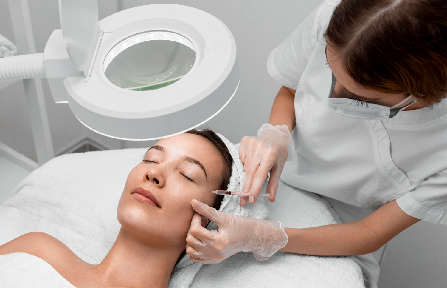 The Maharaja of all facials: Hydrafacial - Meenu Arora's Blog